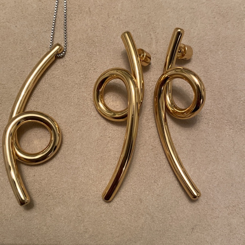 Jenny Bird The Loop earrings and Necklace